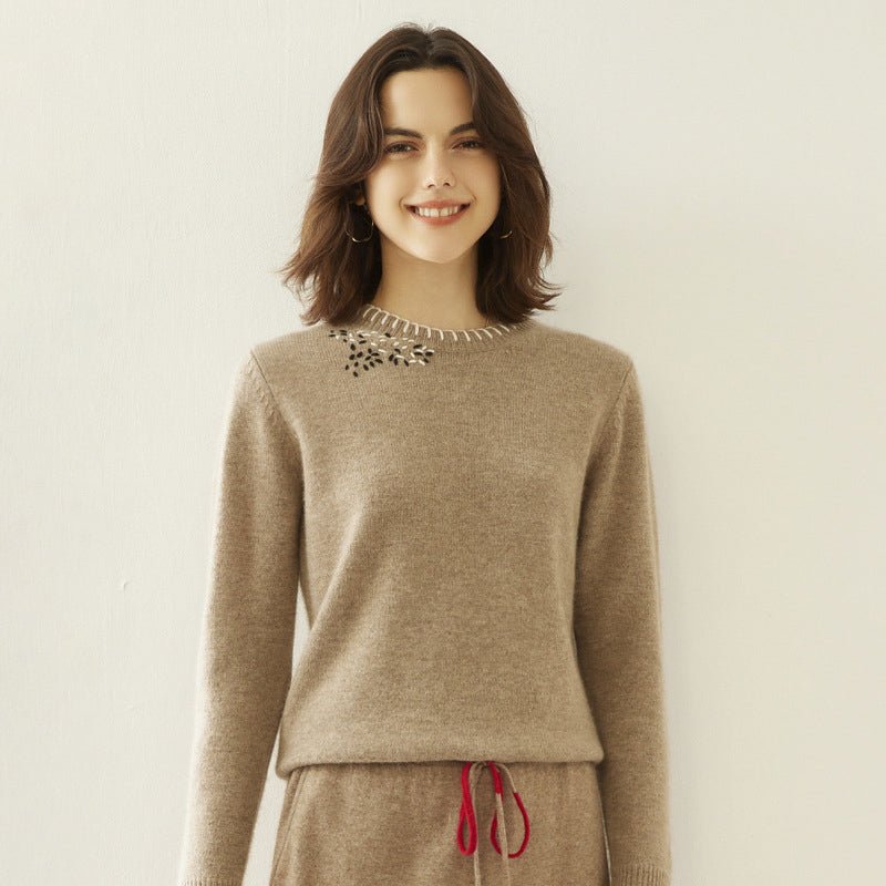 Lady Crew Neck Cashmere Sweater With Embroidered Contrast Stitch Trim