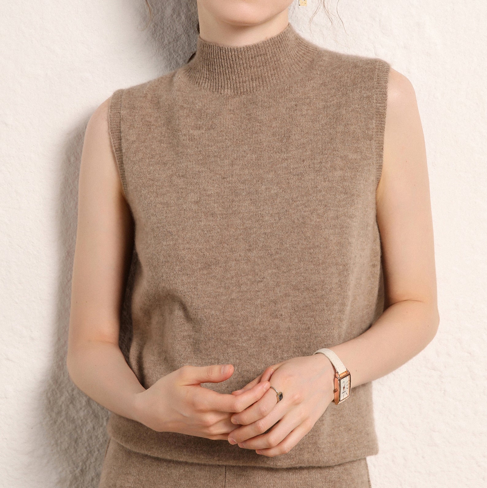 Womens Mock Neck Cashmere Sweater Vest Sleeveless Cashmere Knit Top Taupe XS