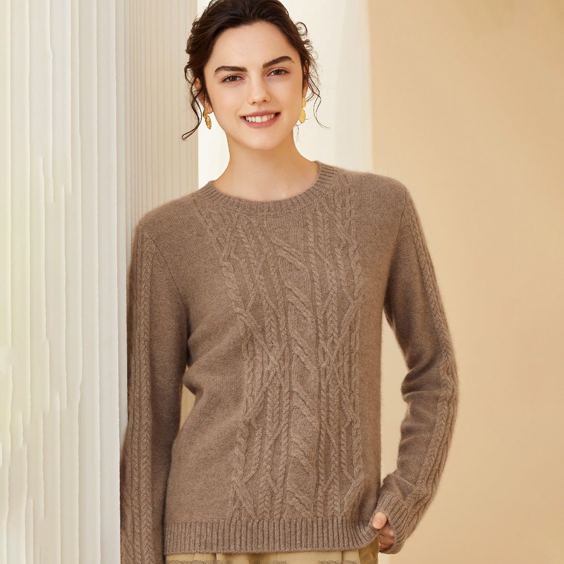 Womens Crew Neck Long Sleeve Cable Knit Cashmere Sweater