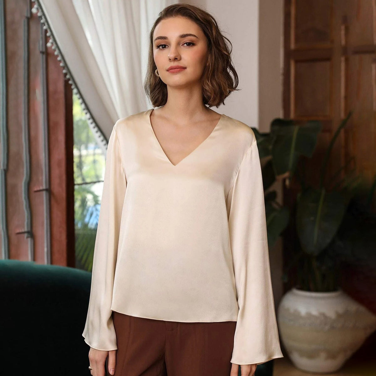 Women's Fashionable V - neck Bell Sleeve Long Sleeve Silk Blouse